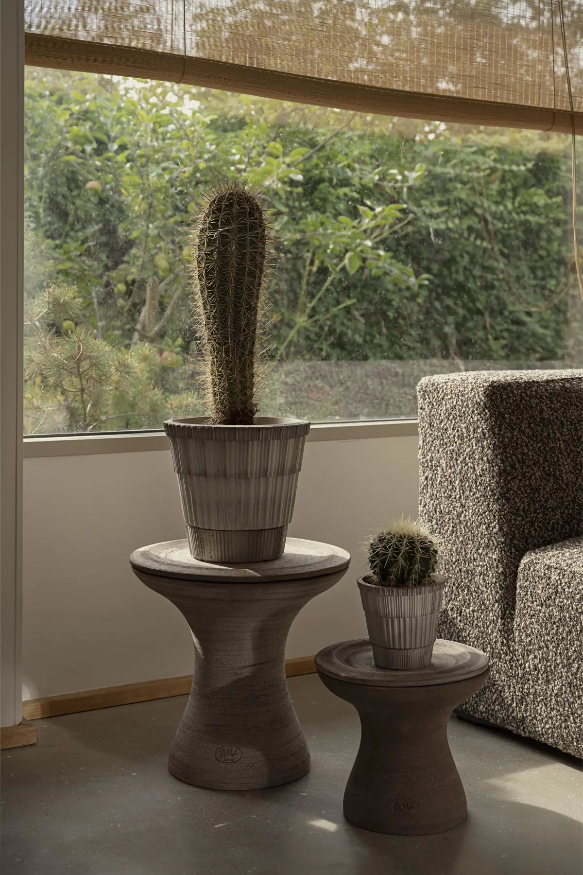 Atlas Raw Pot & Saucer - Grey