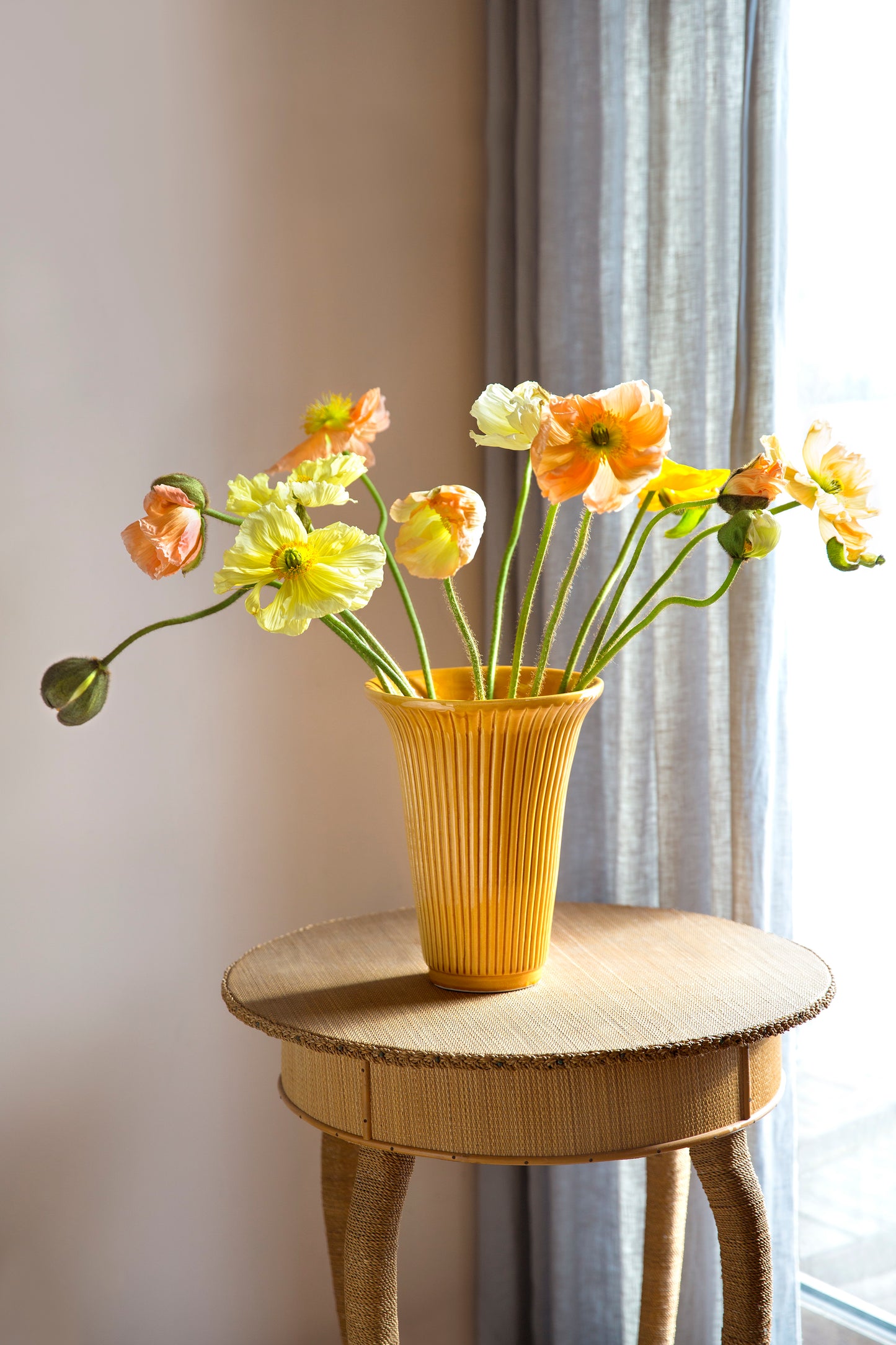 Daisy Glazed Vase - Amber Yellow